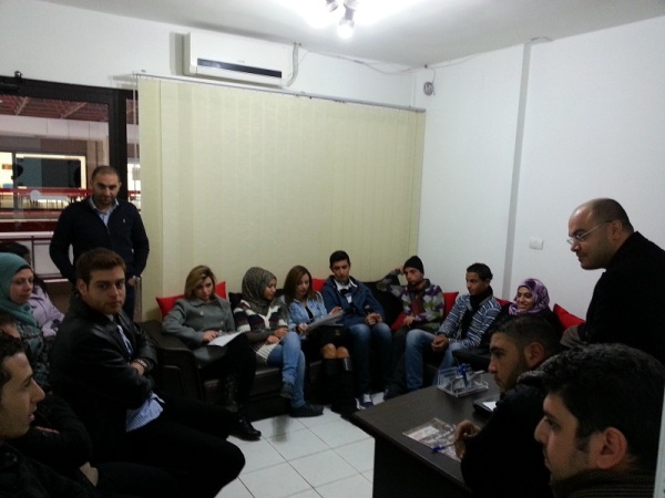 اللقاء مع الشباب في مقر المركز اللبناني لتعزيز المواطنية